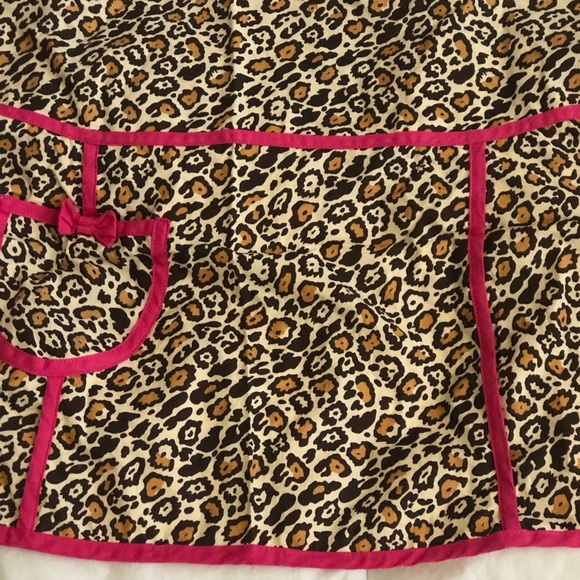 Apron - Picture 8 of 8